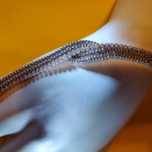 BRAND NEW DIAMOND BRACELET 14K WHITE GOLD - Picture 6 of 13